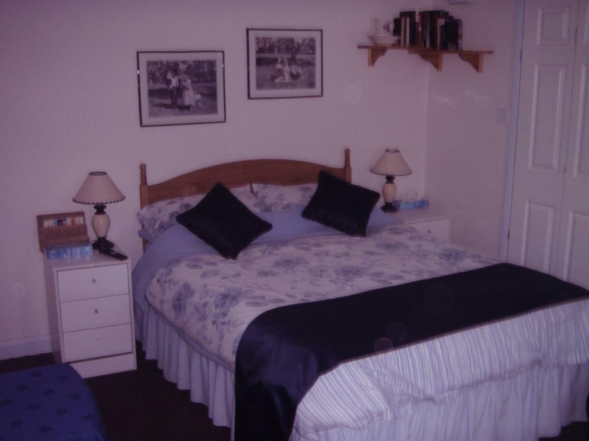 Bluebell Cottage Staines-upon-Thames Buitenkant foto